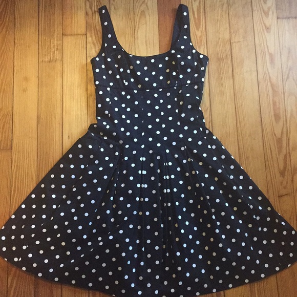 Lauren Ralph Lauren Dresses & Skirts - EUC Lauren Ralph Lauren b & w fit & flare, 6